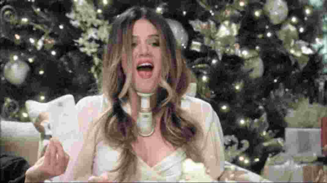 3 double chin hacks that will make you LOL